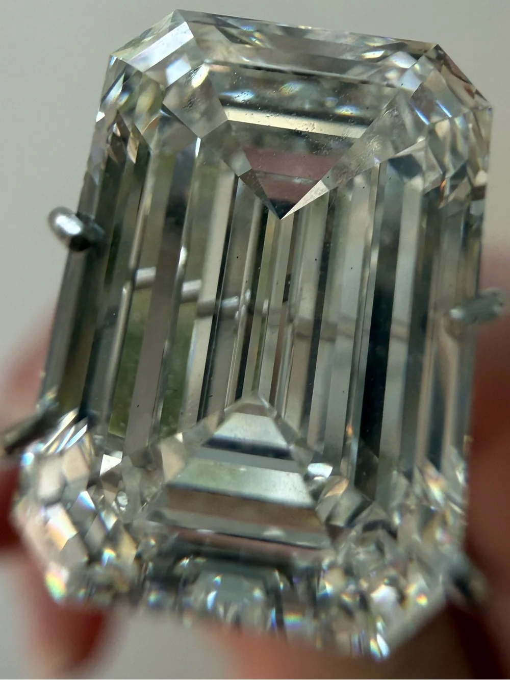 IGI brilliant emerald